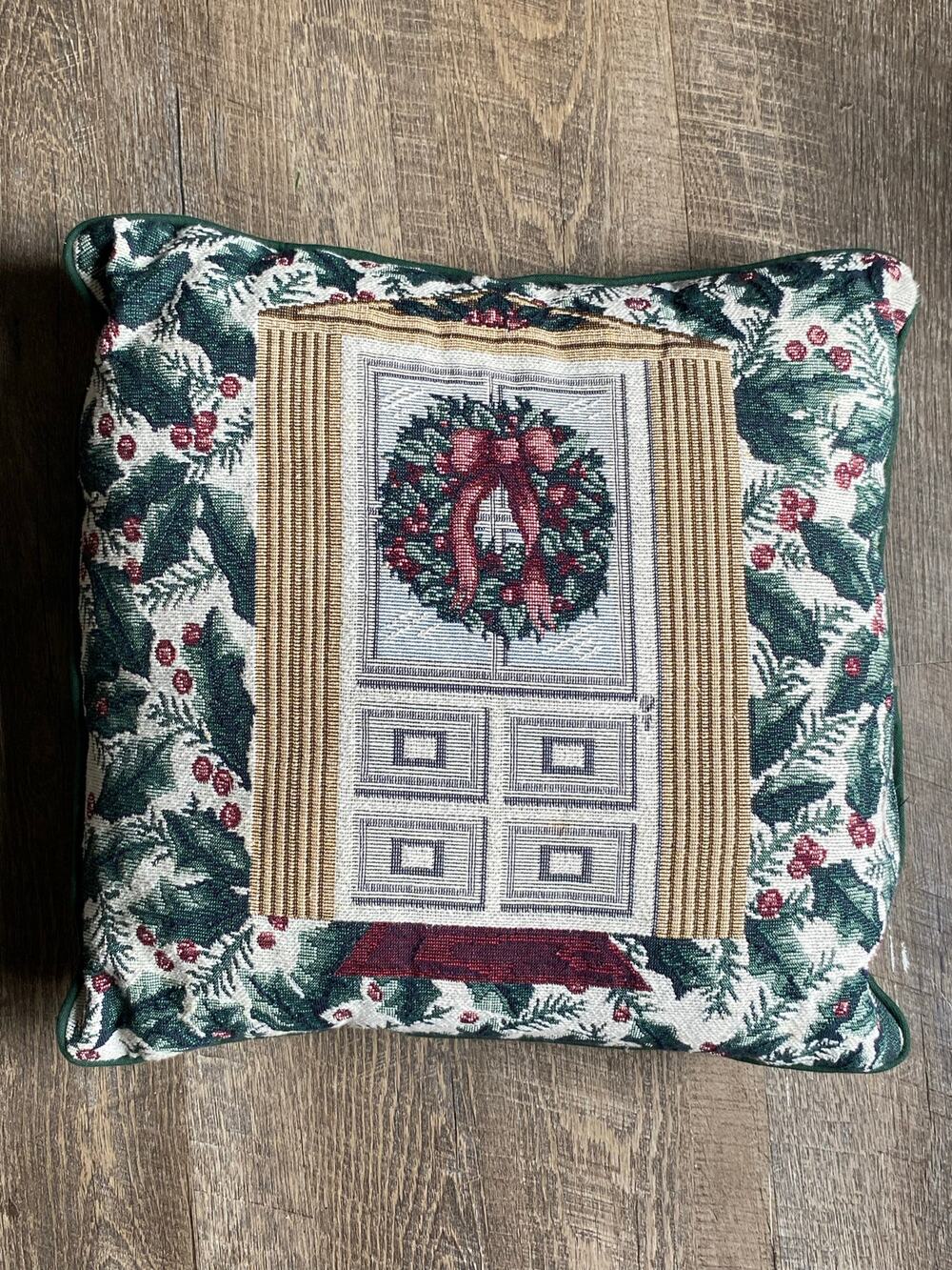 Christmas Tapestry Trow Pillow needlepoint 16" Pre-owned